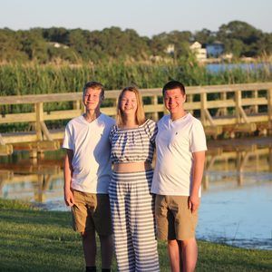 Meet your Posher, Jennifer